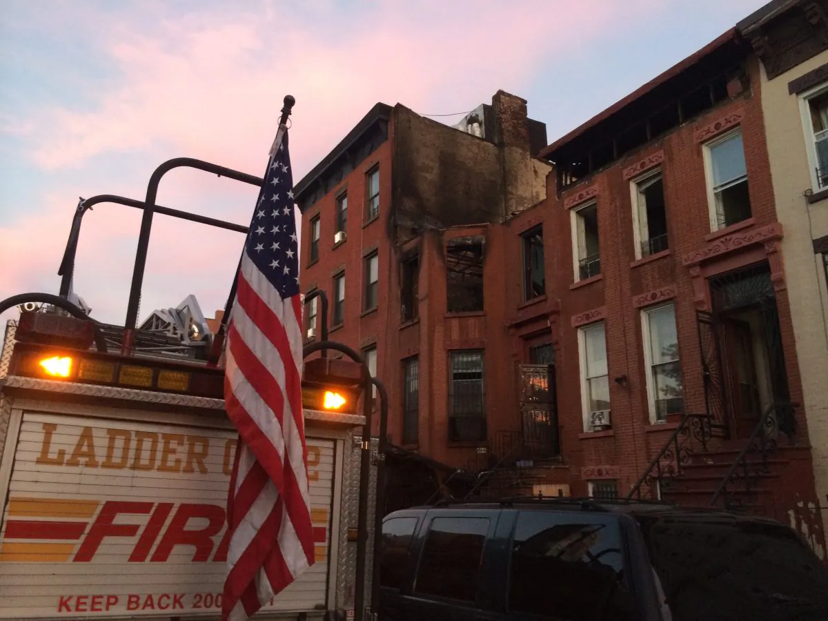 Five firefighters were injured putting out a blaze at 684 Halsey St. in Brooklyn’s Bed-Stuy neighborhood on September 7, 2014. (Matt Gnaizda/Epoch Times)