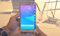 Samsung Galaxy Note Edge – Up Close (Video)
