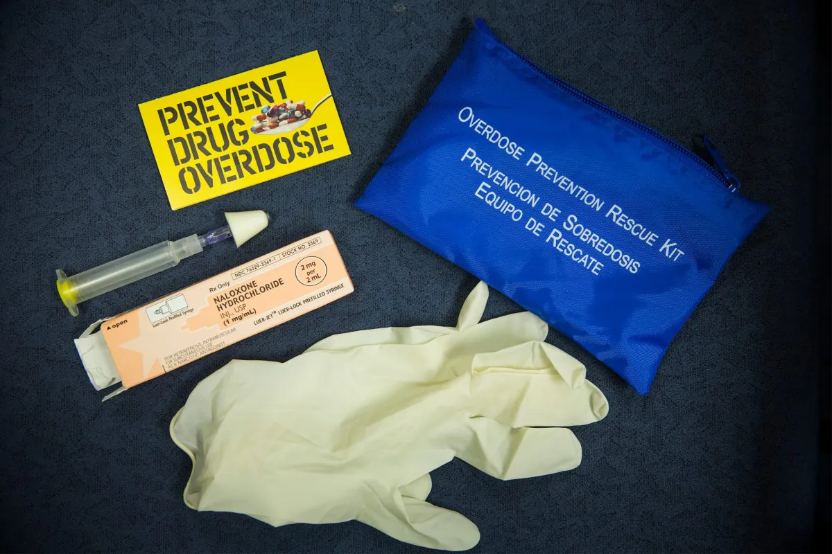 A kit of Naloxone, a heroin antidote that can reverse the effects of an opioid overdose, is displayed at a press conference about a new community prevention program for heroin overdoses in which New York police officers will carry kits of Naloxone, on May 27, 2014 in New York City.(Andrew Burton/Getty Images)