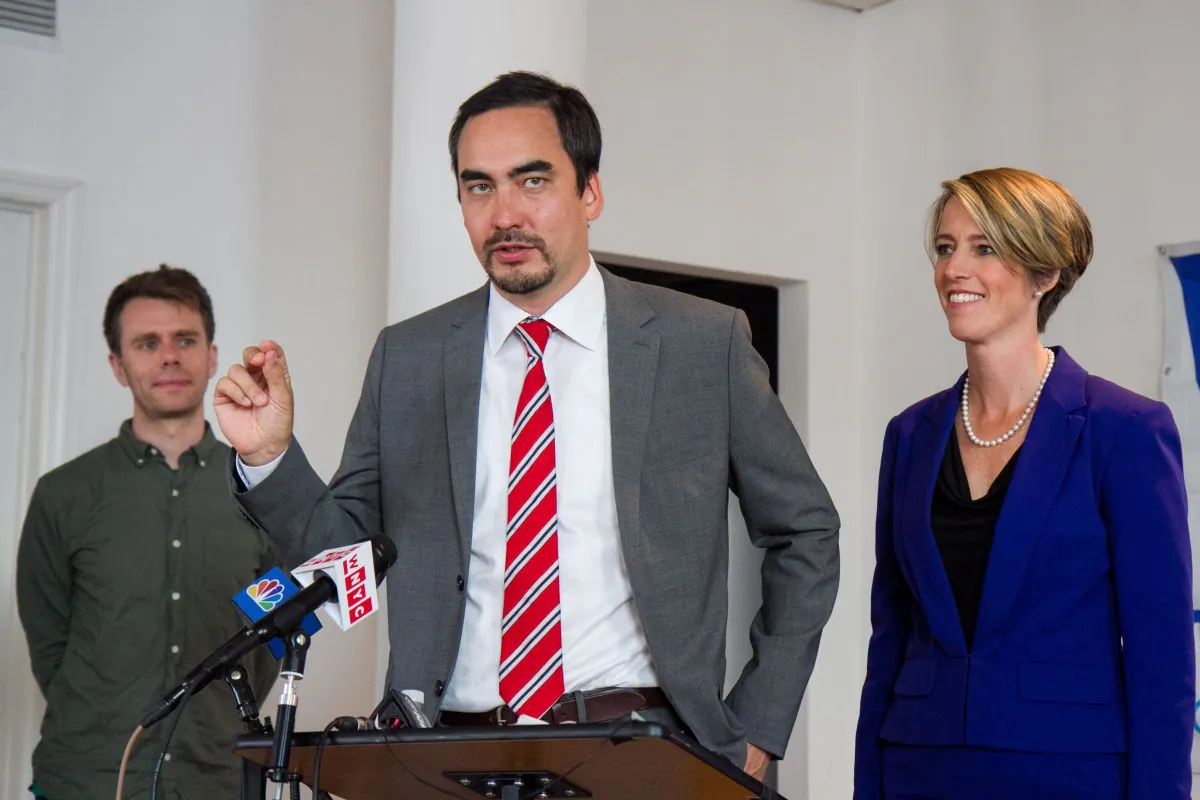 Tim Wu (C), the candidate for the Democratic nomination for lieutenant governor with Zephyr Teachout (L) candidate for gubernatorial primary, and Scott Heiferman (R) CEO and founder of Meetup, in Manhattan on Sept. 8, 2014. (Benjamin Chasteen/Epoch Times)