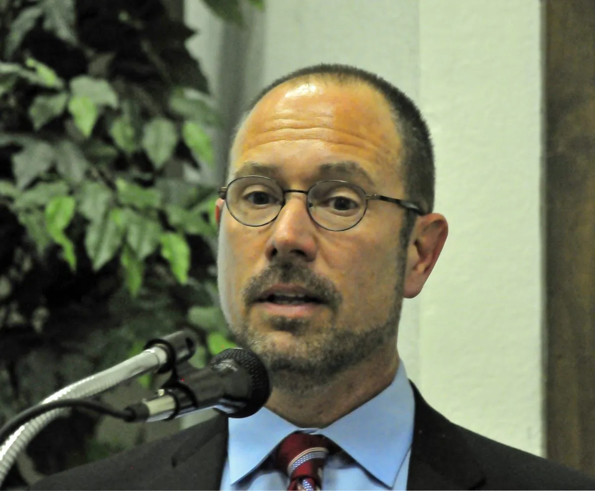 Dr. Greg Autry addressed the Taiwanese people about the economic tsunami brought about by economic ties to China and its effect on the United States labor markets. (Robin Kemker/Epoch Times)