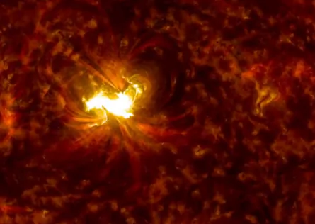 Solar Storm to Hit This Weekend, Scientists Not Worried (Video)