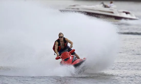 Lucky Jet Skiers Rescued by NY Firefighters
