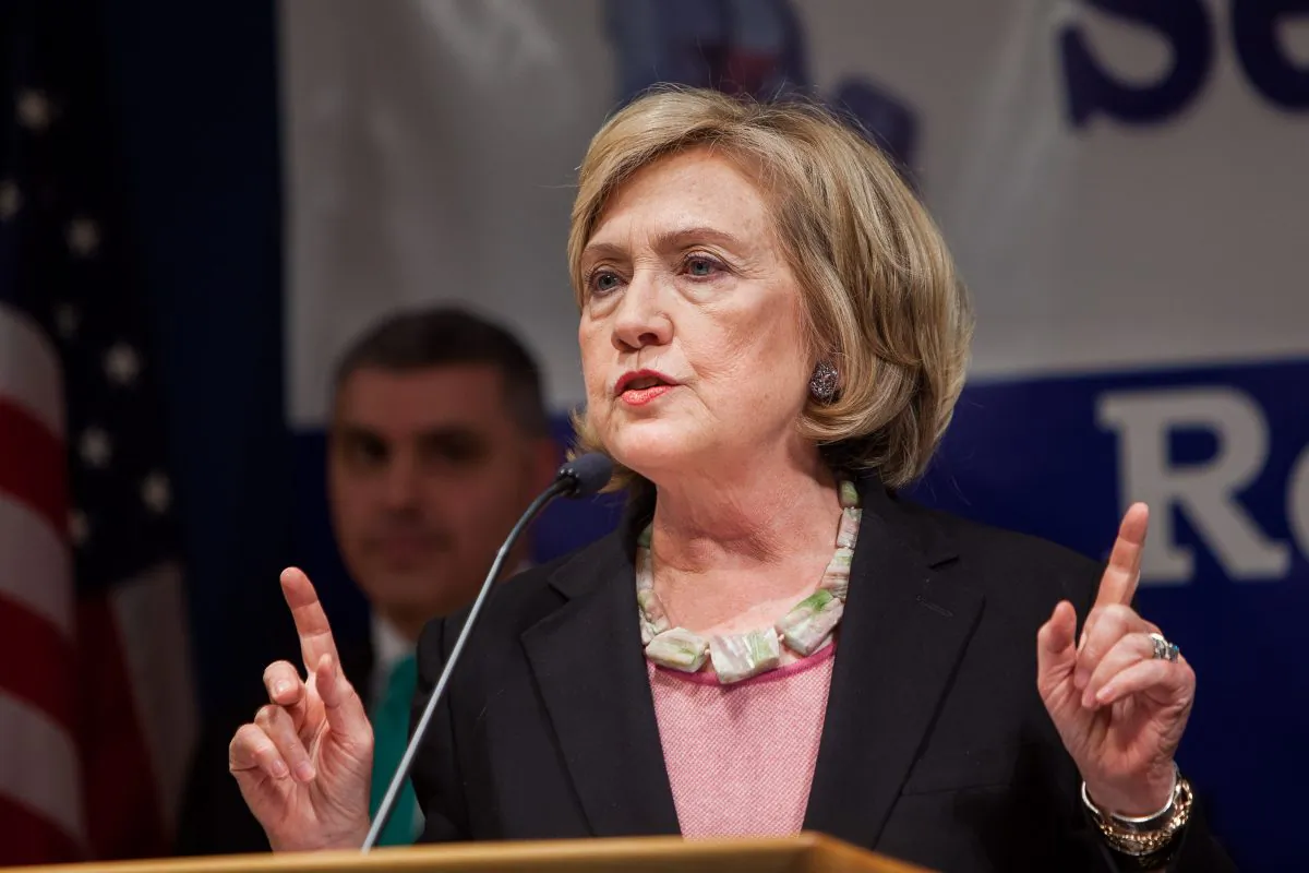 Former Secretary of State Hillary Rodham Clinton speaks at the 13th Anniversary Commemoration
of 9/11 to Benefit 911 Health Watch, Inc. in the United Federation of Teachers headquarters Downtown Manhattan, New York, Sept. 16, 2014. (Petr Svab/Epoch Times)