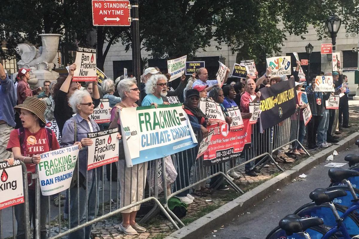 Anti-fracking activists protest across the street from the Plaza Hotel, where Cuomo was hosting a campaign event and luncheon in Midtown Manhattan, N.Y., on Monday, September 18, 2014. (Jonathan Zhou/Epoch Times)