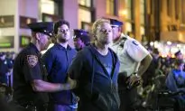 Mayor, Council Members Praise Wall Street Protesters