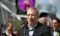 Stringer Drafts Plan for ‘Green’ City Bonds