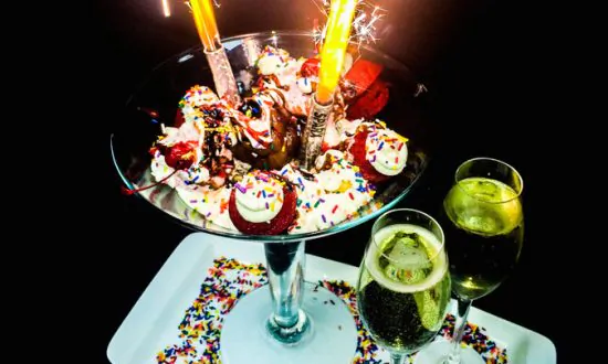 Tender’s Banana Split Extravaganza