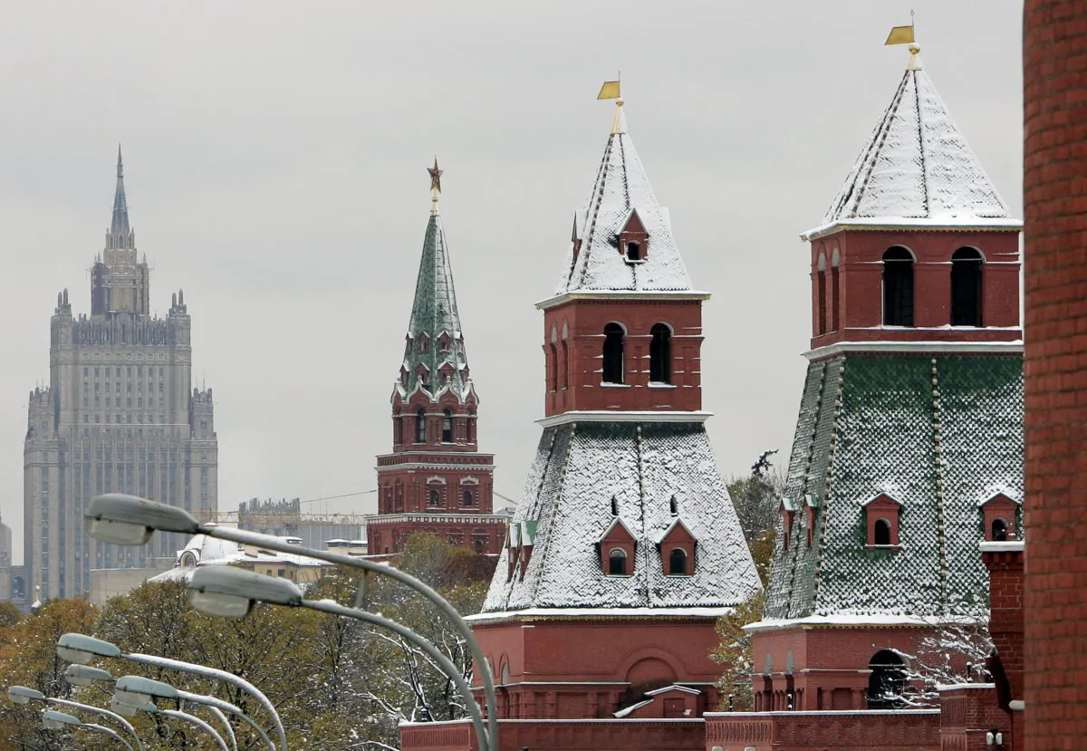 The Kremlin and Soviet-era buildings start to get covered with the first snowfall on Oct. 30, 2006. (Denis Sinyakov/AFP/Getty Images)