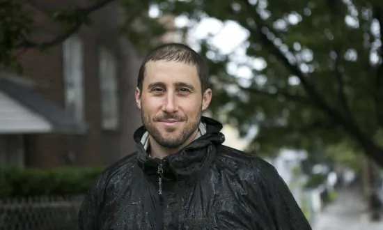Without a Destination, This New Yorker Walks 8,000 Miles to See Entire City
