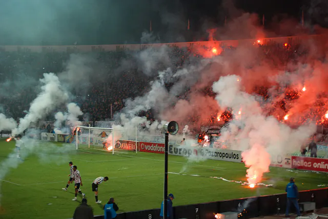 Violence at PAOK - Olympiacos game (2009): 1-0