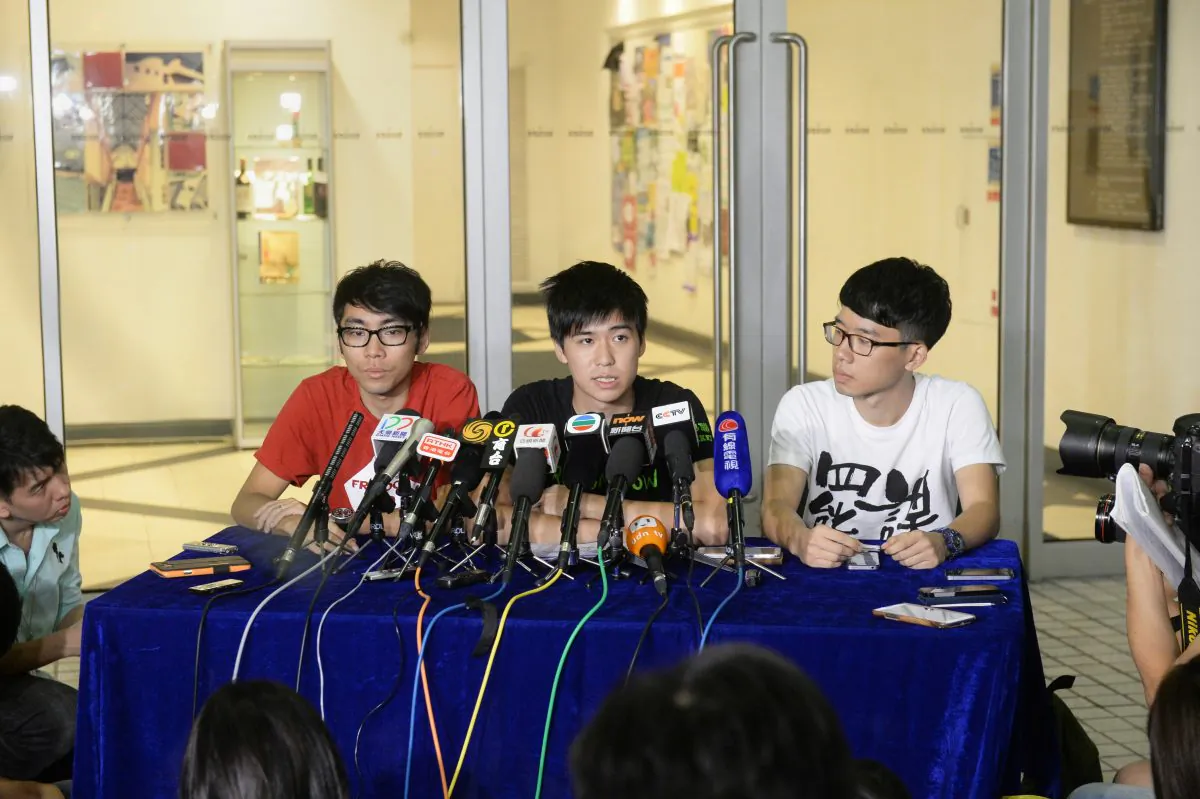 Representatives from the Hong Kong Federation of Students hosted a press conference after a second meeting with government officials preparing for talks to discuss student demands. Student leader Lester Shum said student protesters would not pull out of any of the three protest sites, Mong Kok, Causeway Bay, and Admiralty. (Sung Cheung-lung/Epoch Times)