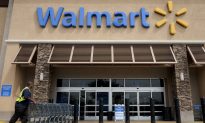 Wal-Mart Cuts Health Benefits for Some Part-Timers
