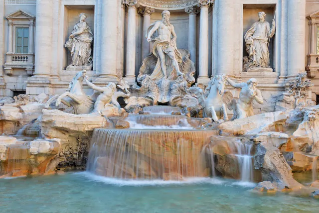 Trevi Fountain (Tomasz Lisowski, Adventurous Travels)