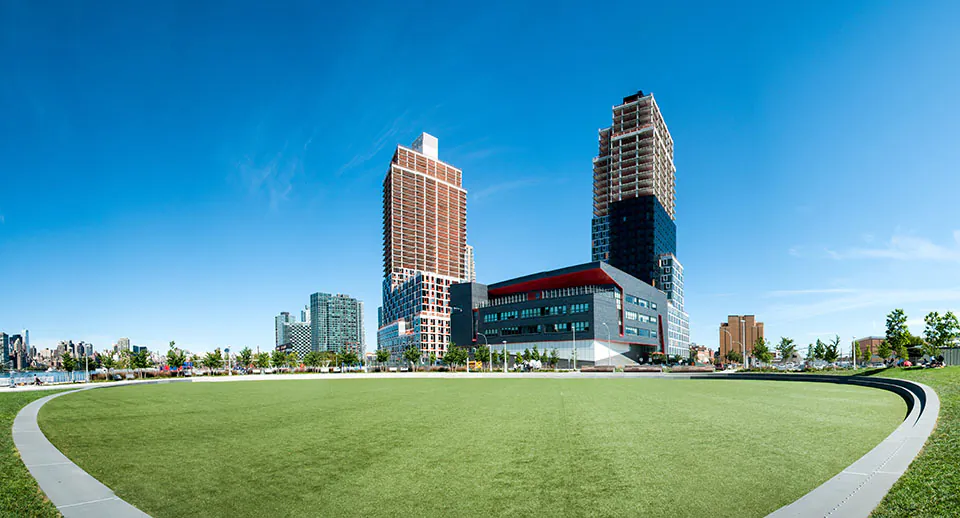 Hunter's Point South Construction Park View. (Copyright Related Companies)
