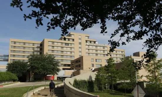 Official: 2nd Healthcare Worker Isolated Within 90 Minutes