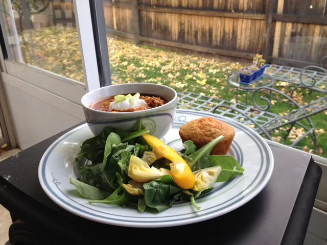 We had friends over and I made a Late Harvest Tomato Chili with the romas I picked.  The chili was a big hit so I thought I would share my recipe with you (photo by LivligaHome).
