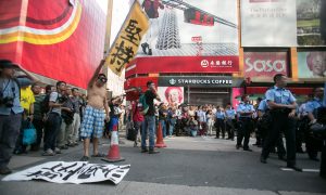 Protesters Comment on Clearing of Mong Kok in Hong Kong