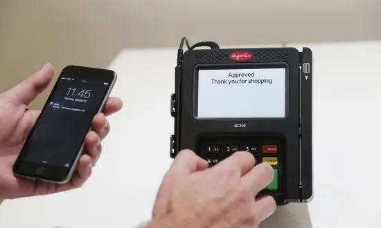 Apple Shows Off New Gadgets, but Apple Pay Is Bigger Bet