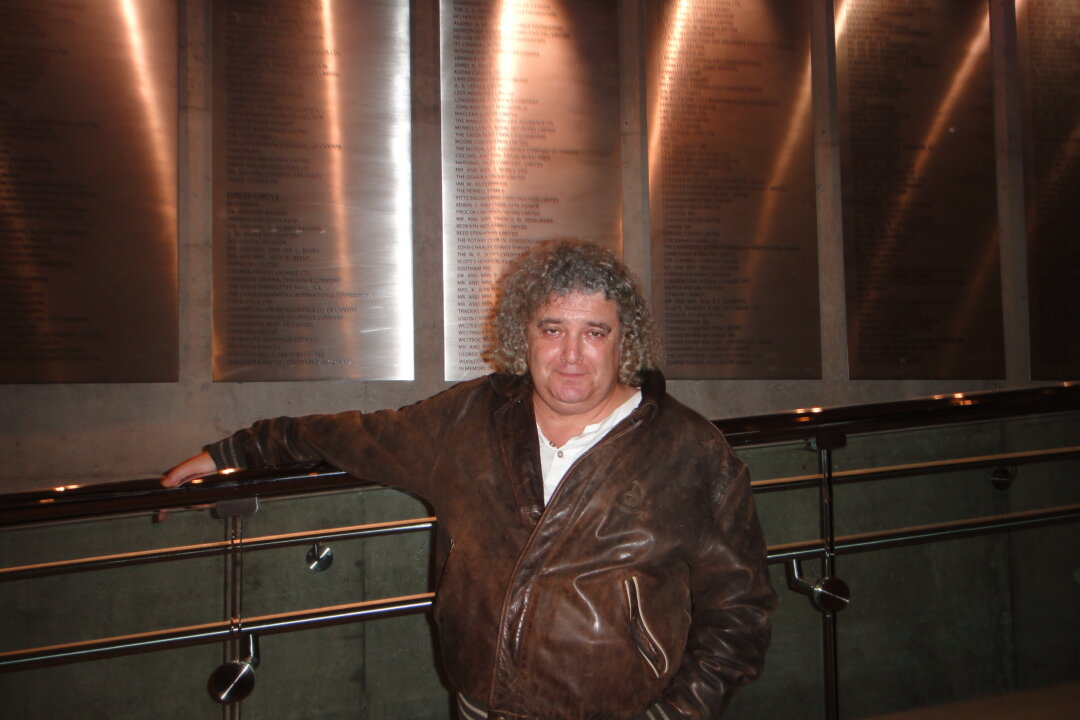 Film composer Alex Khaskin at the Shen Yun Symphony Orchestra performance at the Roy Thomson Hall on Oct. 16, 2014. (Dongyu Teng/Epoch Times)