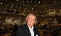 President of Homes Publishing Group Finds Shen Yun Orchestra ‘Flawless’