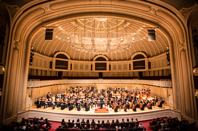 Shen Yun Symphony Orchestra at the Chicago Symphony Center Orchestra Hall, for a single performance, on Oct. 21. (Dai Bing/Epoch Times)