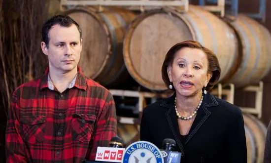 Hurt by Sandy, Businesses Let Down by Federal Relief Agency