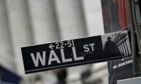 Wall Street Stocks Rise on Corporate Earnings Gains