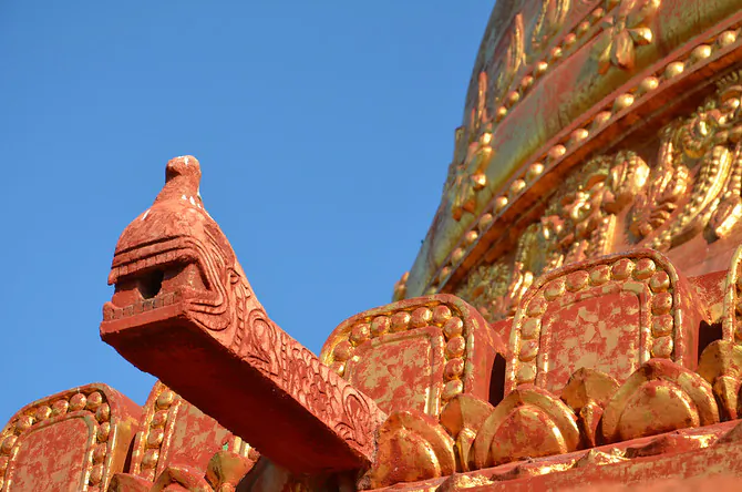 Water drain on Dhamma Ya Zi Ka Pagoda (James Clark, Nomadic Notes)