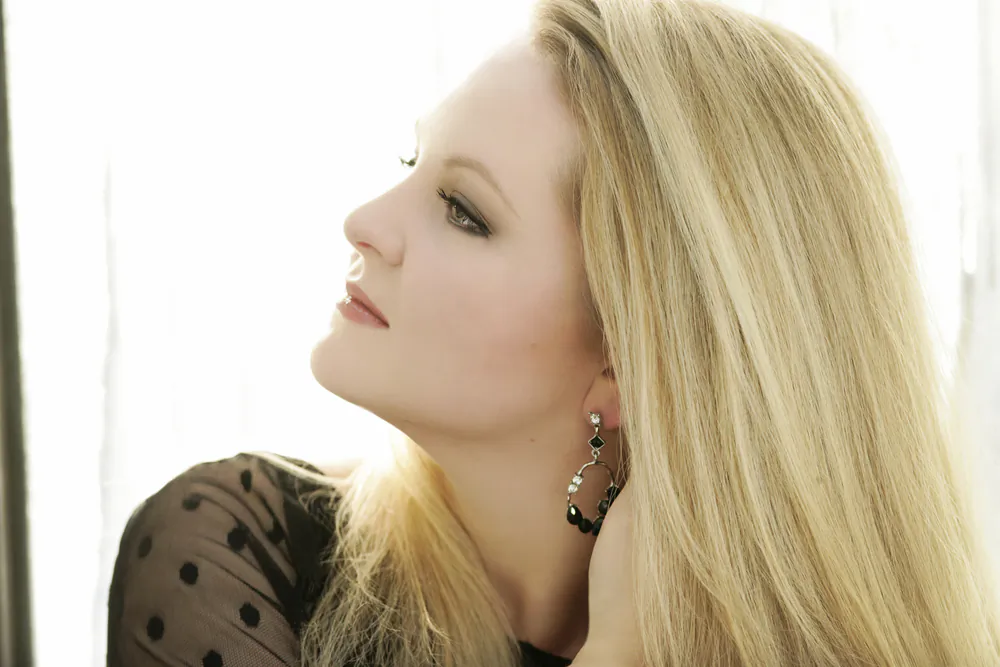 American mezzo-soprano Elizabeth DeShong. (Kristin Hoebermann)
