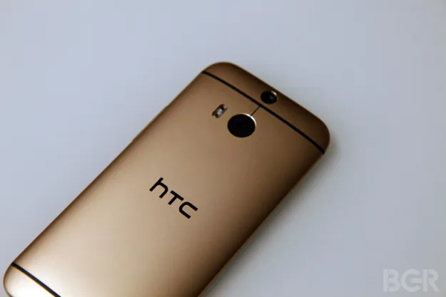 Leaked HTC One (M8) Photo Shows That it Looks Like an Android 5.0 Lollipop
