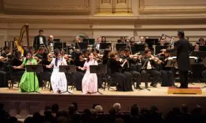 Erhu Soloists Deliver Mesmerizing Performance 
