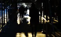 US Economy Rallies to Solid 3rd-Quarter Growth