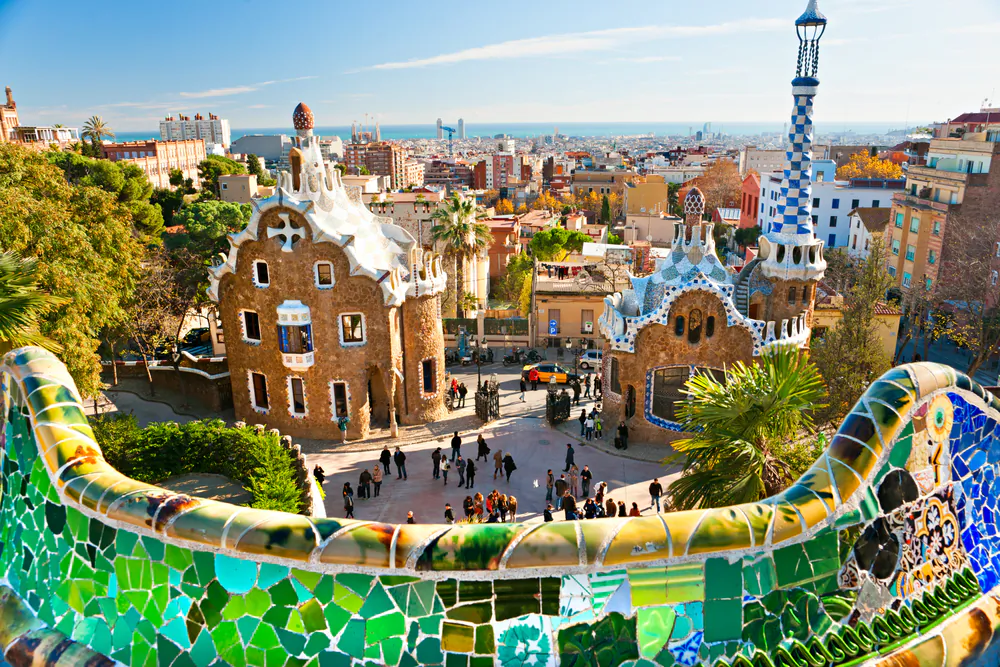 Barcelona (Shutterstock*)