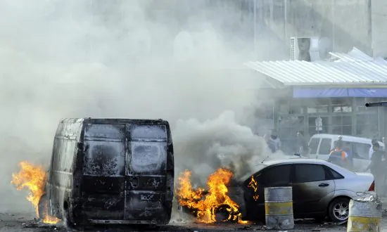 Israel Closes Jerusalem Holy Site After Shooting