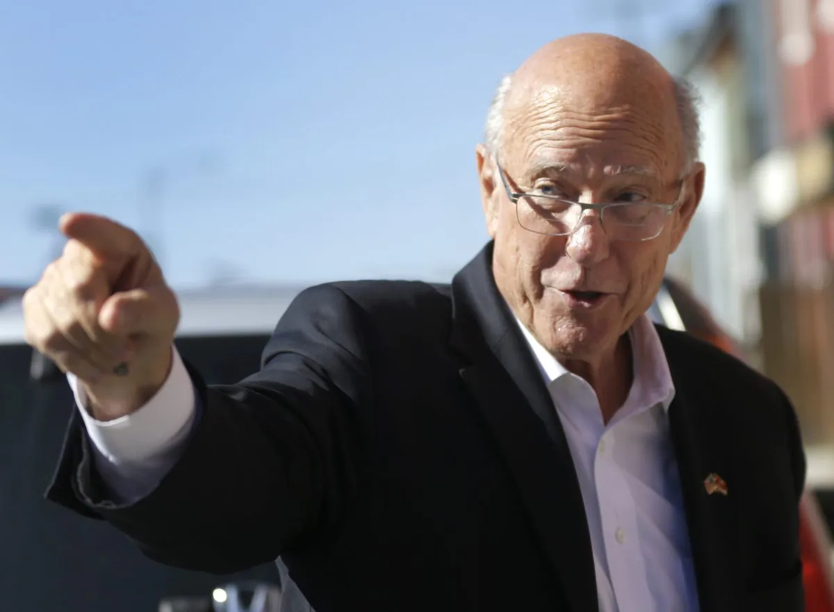 Sen. Pat Roberts (R-Kansas) on a campaign stop in Leavenworth, Kansas., on Oct. 30, 2014. The Senator beat Independent candidate Greg Orman to retain his seat. (AP Photo/Orlin Wagner)