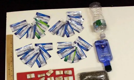 Probe Finds Porous Security at NYC’s Rikers Island