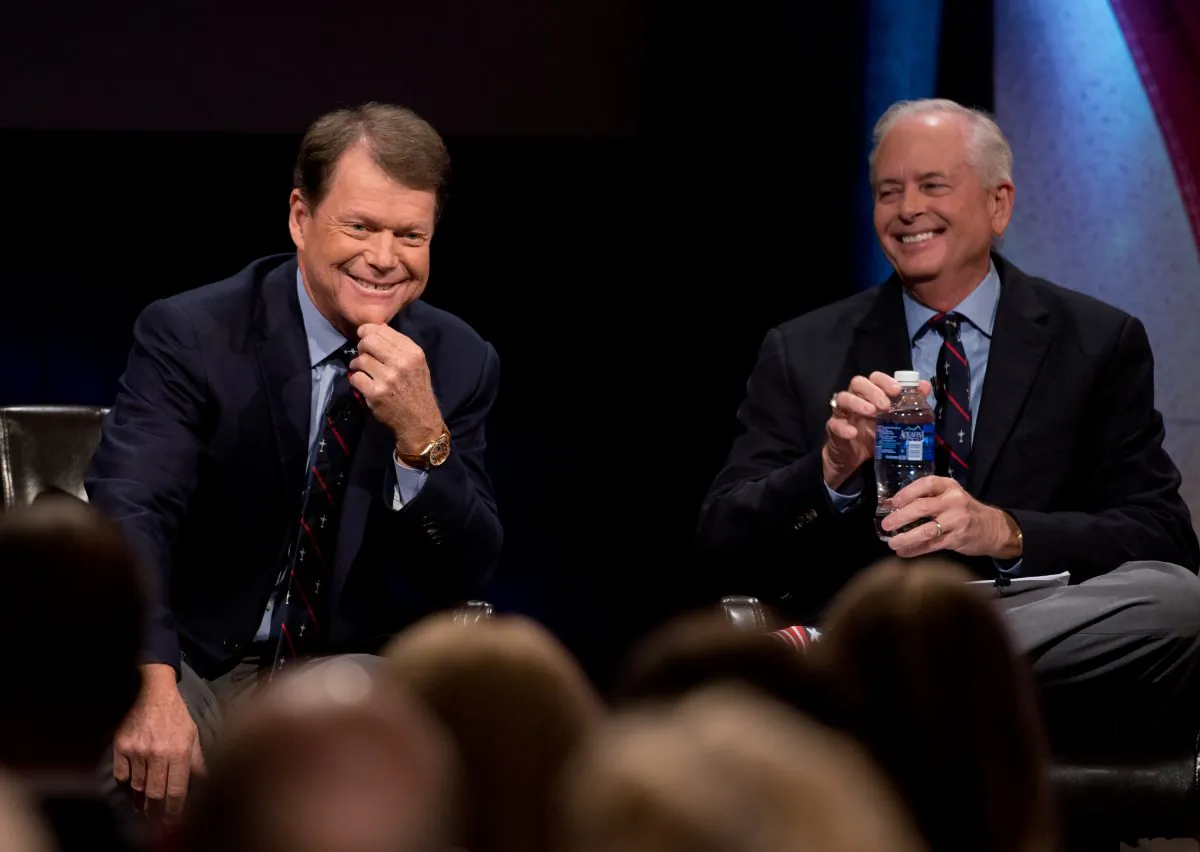 Ryder Cup Captain Tom Watson (L) likely won’t be asked to captain the American team again while PGA President Ted Bishop was ousted just a few weeks before his already-scheduled last day. (Noam Galai/Getty Images)