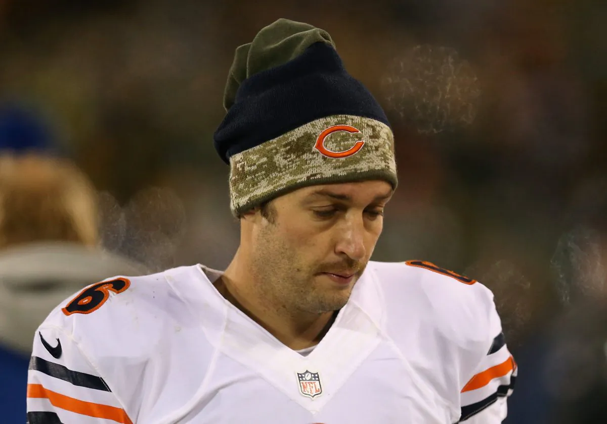 Quarterback Jay Cutler #6 of the Chicago Bears stands on the sidelines in the fourth quarter as the Green Bay Packers take the game 55 to 14 at Lambeau Field on November 9, 2014 in Green Bay, Wisconsin. (Photo by Jonathan Daniel/Getty Images)