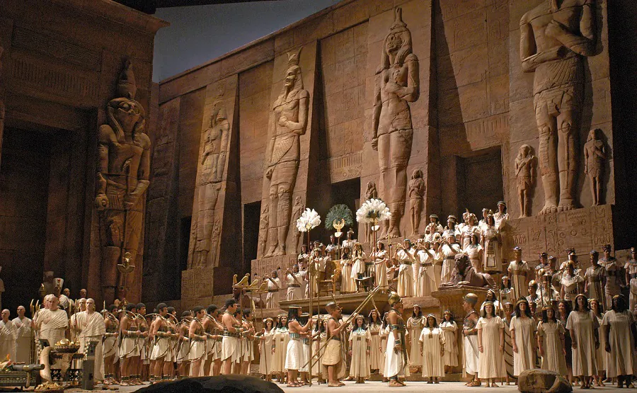 A scene from Act 2 of Verdi’s “Aida,” with a stunning set by Gianni Quaranta, which evoked applause. (Marty Sohl/Metropolitan Opera)