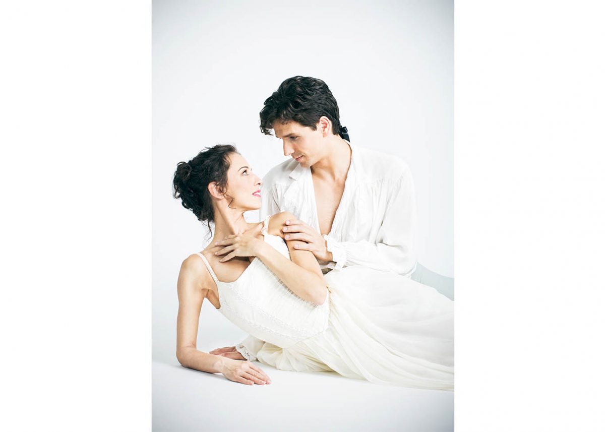 “Manon” principal dancers Sonia Rodriguez and Guillaume Côté. (Christopher Wahl)