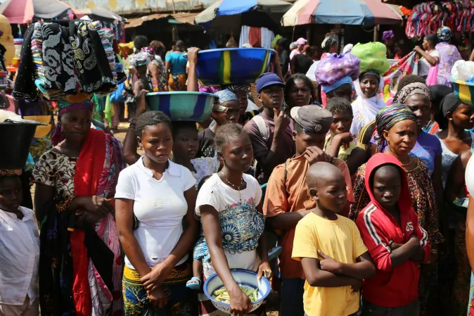 Even before the Ebola outbreak, Guinea, Sierra Leone and Libera were among the world’s poorest countries. (©afreecom/Idrissa Soumaré, CC BY 2.0)