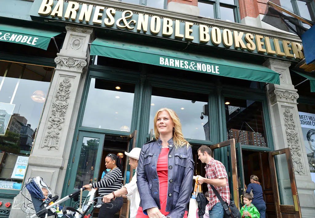 Alison Sweeney supports bookstores amidst ongoing feud between her 'Scared Scriptless' publisher Hachette and Amazon at Barnes & Noble Union Square on June 5, 2014, in New York City. (Slaven Vlasic/Getty Images)