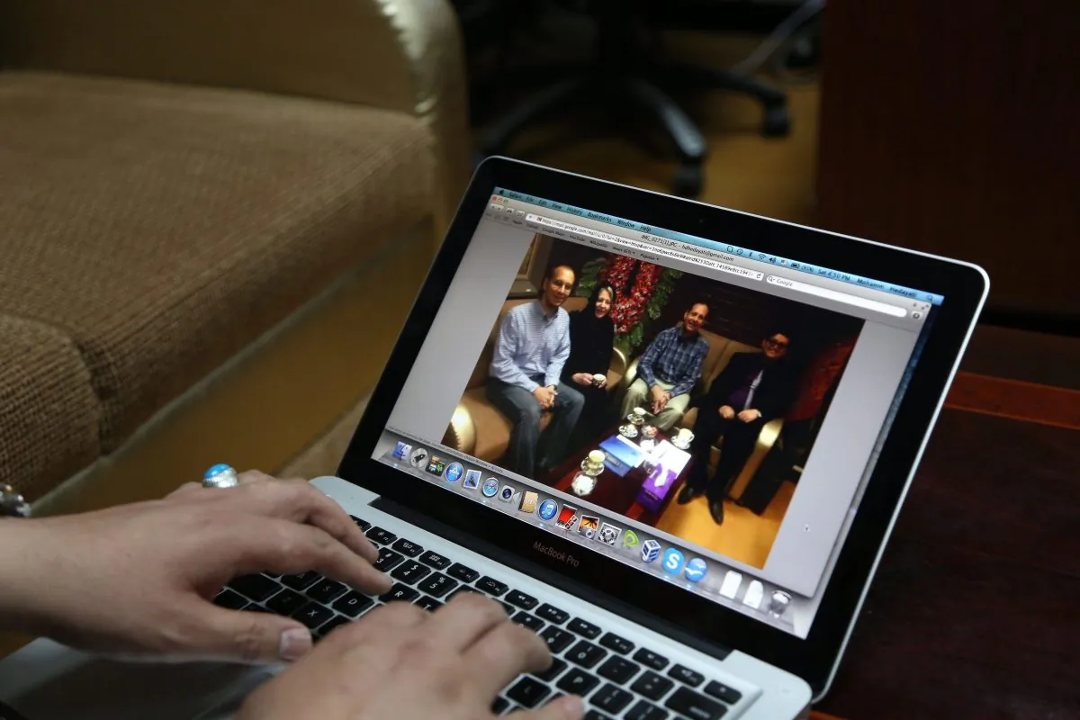 As Canadians continue to get hooked on their smartphones, tablets, and streaming video they're almost doubling the amount of time they spend online, according to a new survey. (AP photo/Rahmat Gul) 