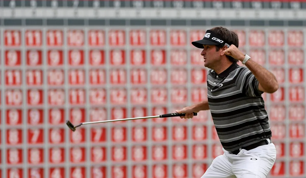  Bubba Watson of the USA celebrates his birdie putt and victory on the first play-off hole during the final round of the WGC - HSBC Champions at the Sheshan International Golf Club on November 9, 2014 in Shanghai, China. (Ross Kinnaird/Getty Images)