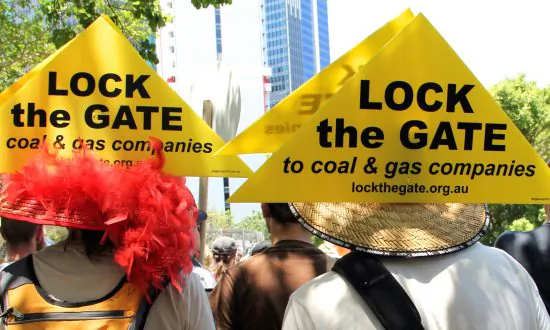 Coal Seam Gas Waste Plan Worries Farmers and Activists