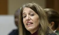 Immigrants Baffled by HealthCare.gov Lapse