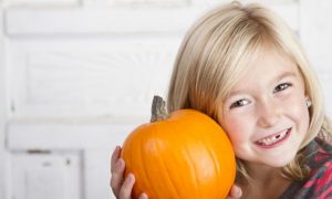 10 Easy Tips to Keep Kids Healthy During the Holidays