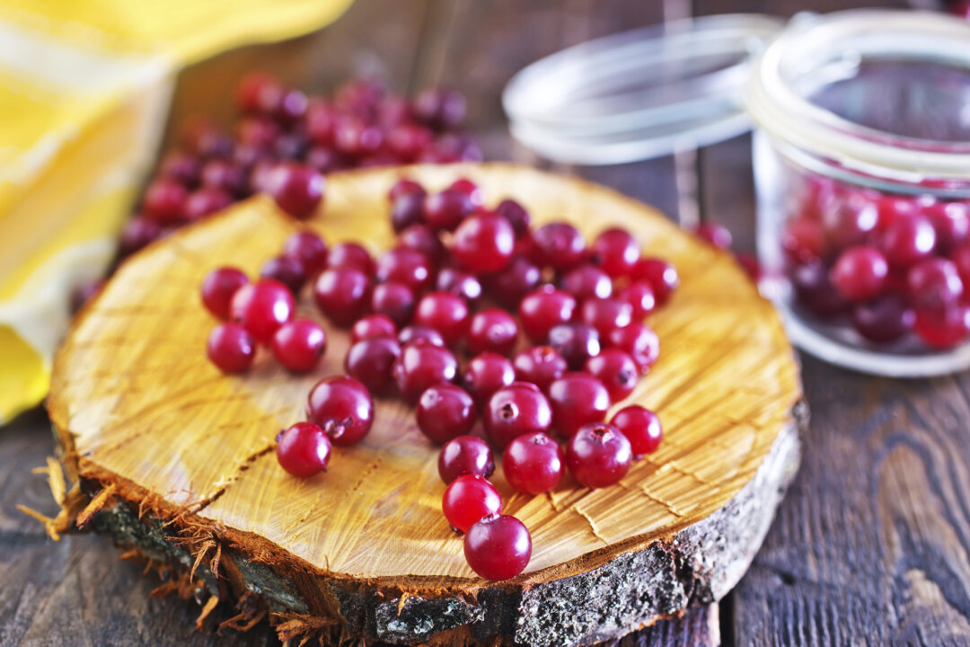 If your Thanksgiving included cranberries, you did your health a favor. (tycoon751/iStock)