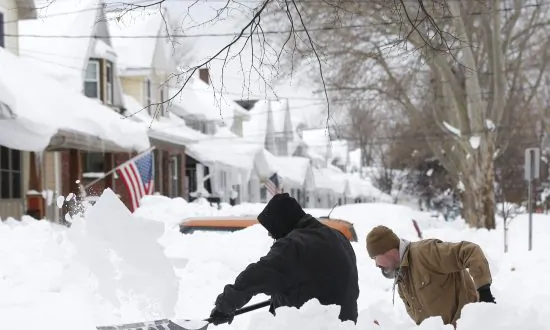 From Appalachians to Philly, People Get Ready for Heavy Snow